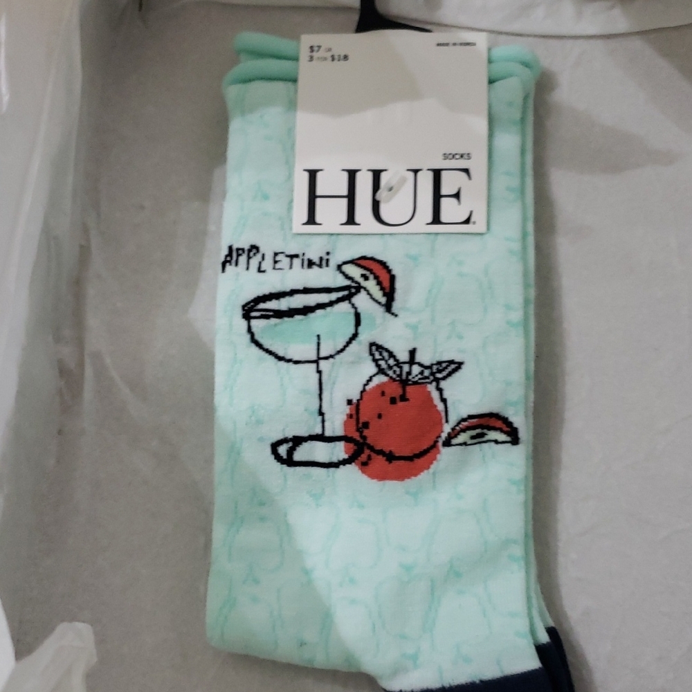 HUE Mint Crew Socks with Appletini & Orange Accent